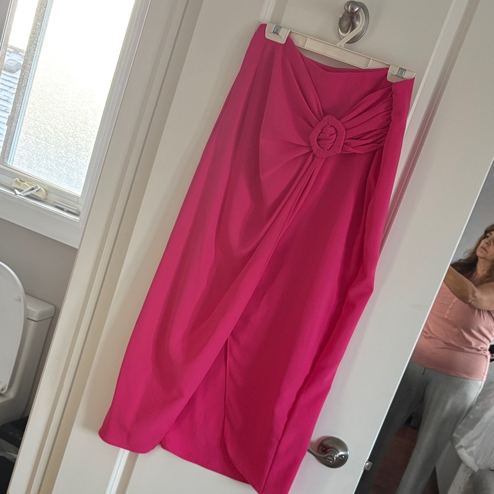Zara Fuchsia Pencil Skirt